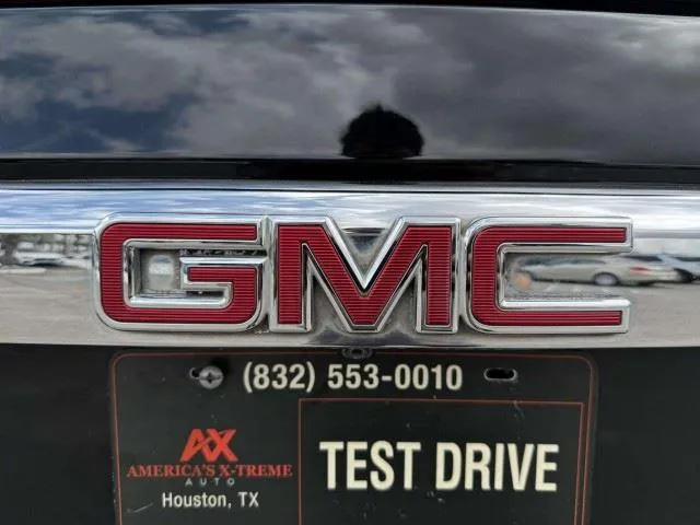 GMC Yukon XL photo 19