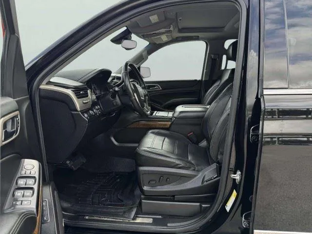 GMC Yukon XL photo 21