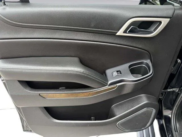 GMC Yukon XL photo 39