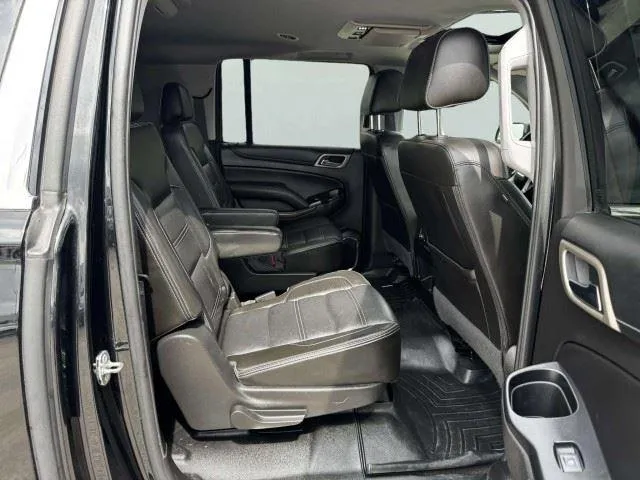 GMC Yukon XL photo 52