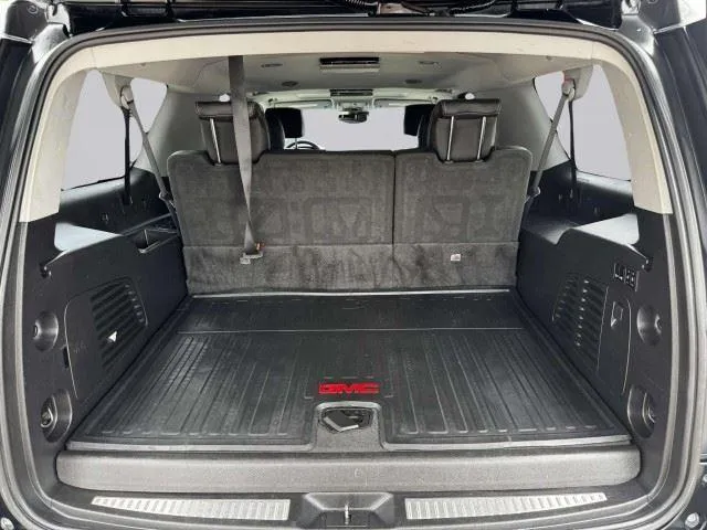 GMC Yukon XL photo 64