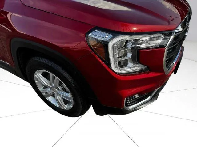 GMC Terrain photo 9