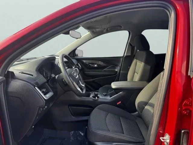 GMC Terrain photo 15