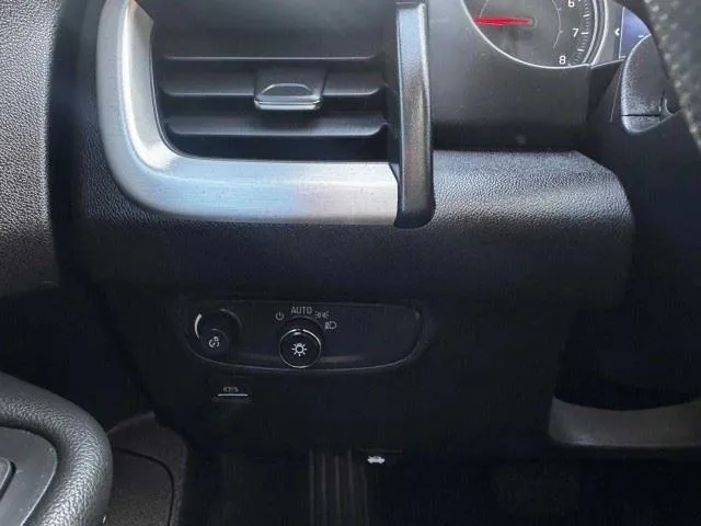 GMC Terrain photo 24