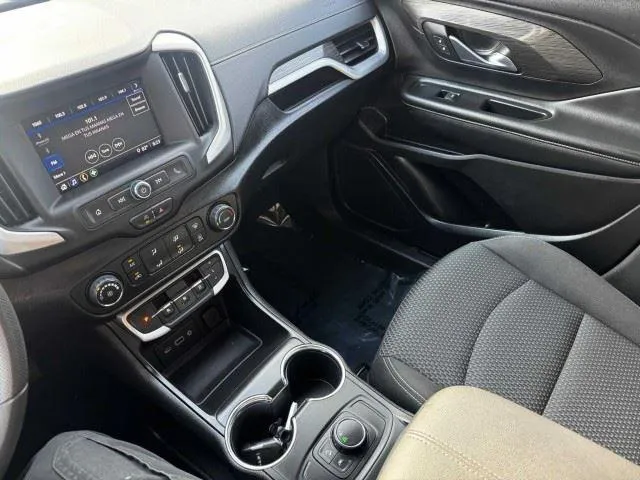 GMC Terrain photo 28