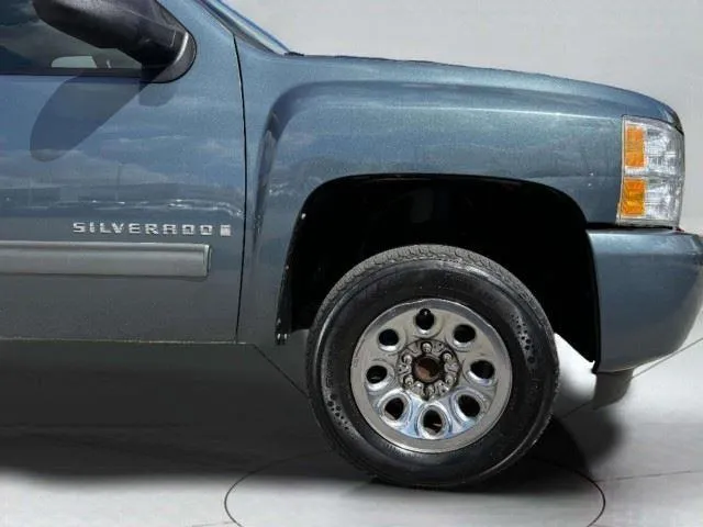 Chevrolet Silverado photo 44