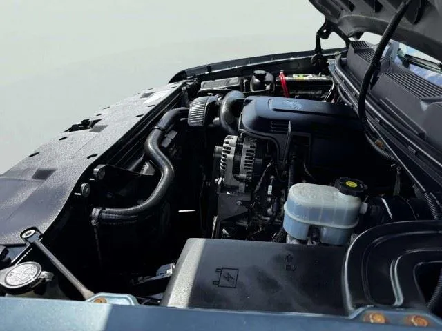 Chevrolet Silverado photo 48
