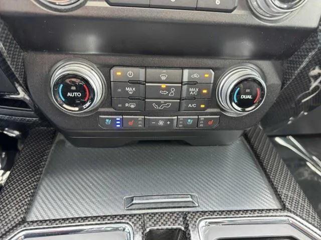 Ford F-150 photo 41