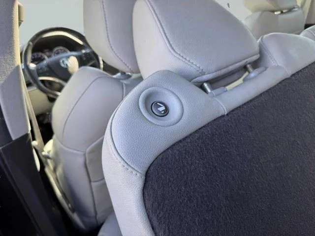 Acura MDX photo 42