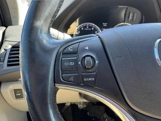 Acura MDX photo 29
