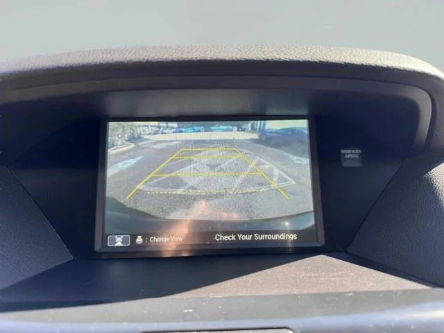 Acura MDX photo 32