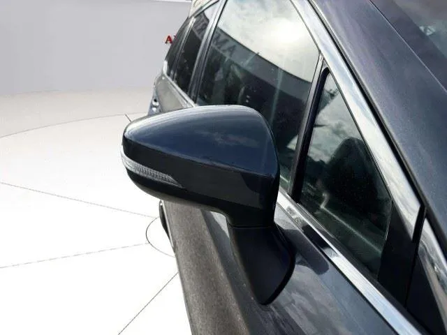 Subaru Outback photo 10
