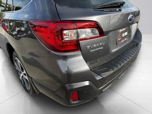 Subaru Outback photo 17