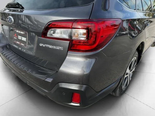 Subaru Outback photo 18