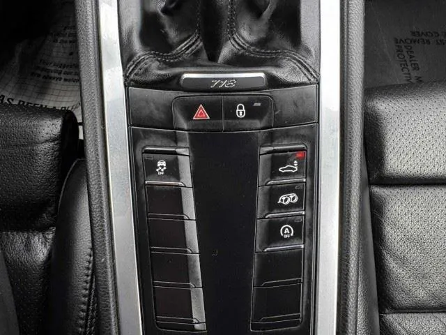 Porsche 718 Cayman photo 30