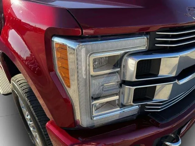 Ford F-350 photo 11