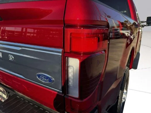Ford F-350 photo 16