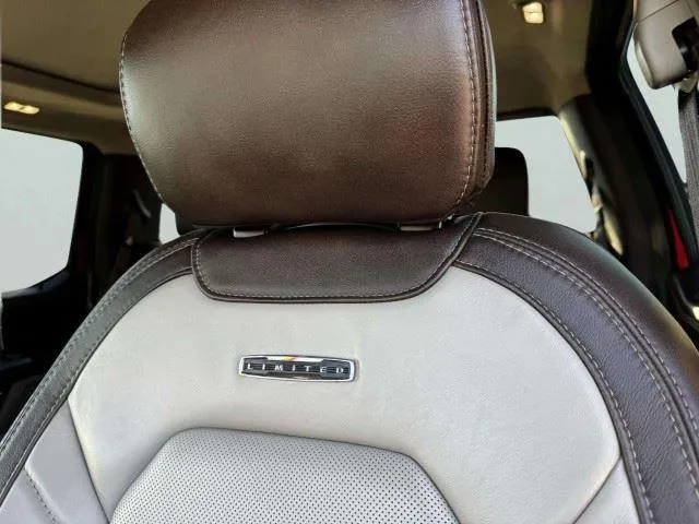 Ford F-350 photo 21