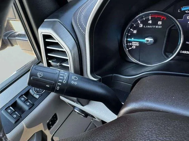 Ford F-350 photo 28