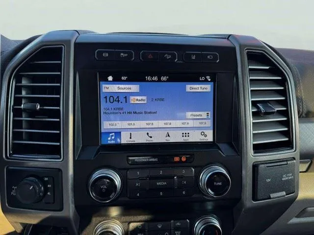 Ford F-350 photo 34
