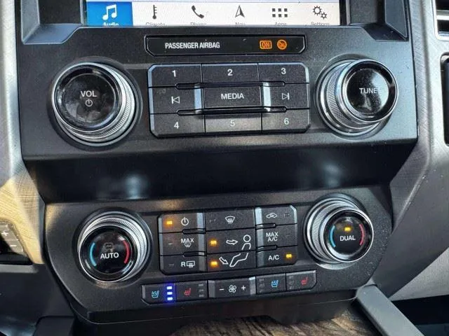 Ford F-350 photo 36