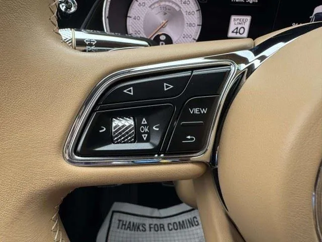 Bentley Flying Spur photo 28
