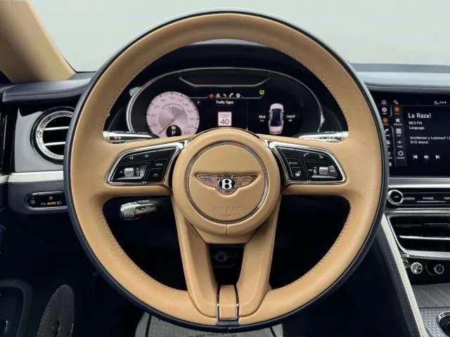 Bentley Flying Spur photo 31