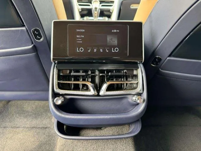 Bentley Flying Spur photo 47