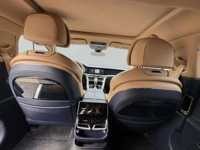 Bentley Flying Spur photo 51