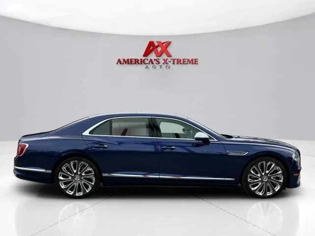 Bentley Flying Spur photo 7