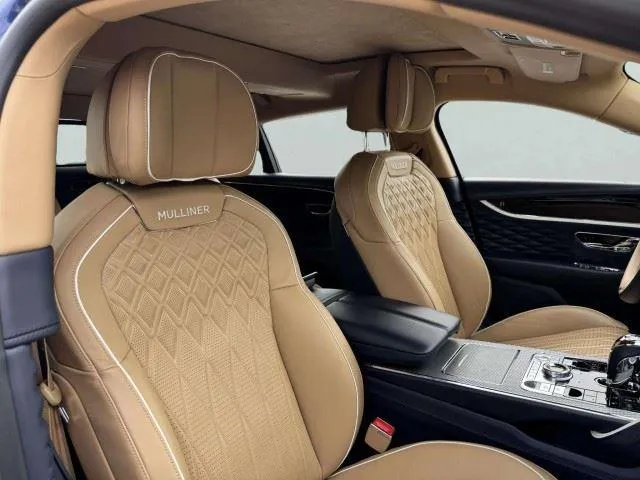 Bentley Flying Spur photo 64