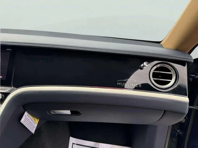 Bentley Flying Spur photo 66