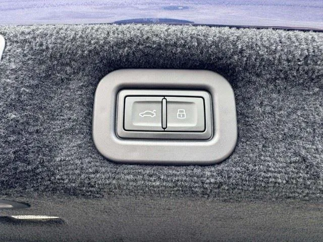 Bentley Flying Spur photo 75