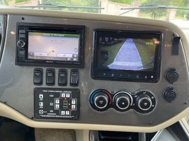 2018 Ford F-53 - Photo 33