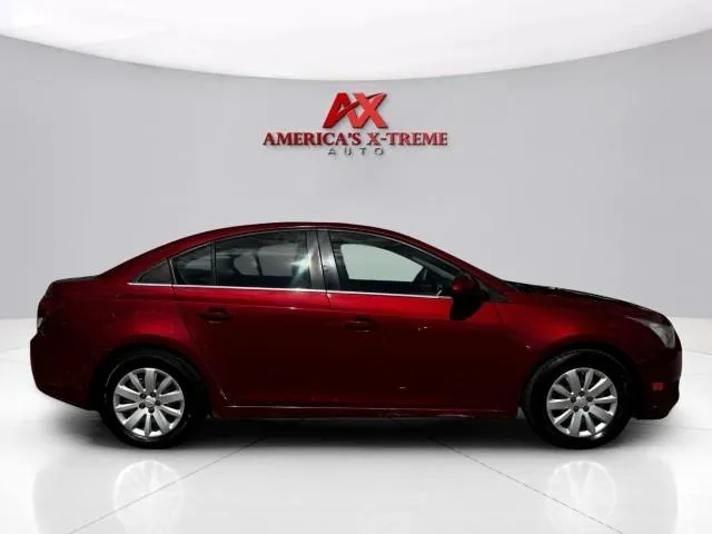 2011 Chevrolet Cruze 1LT - Photo 7