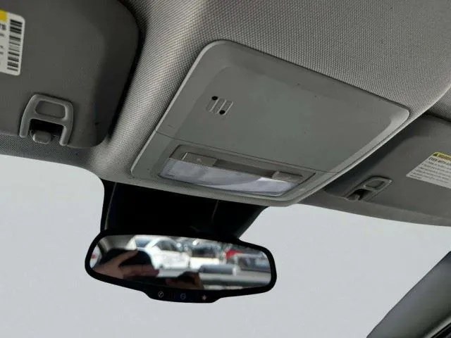 2011 Chevrolet Cruze 1LT - Photo 33