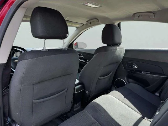 2011 Chevrolet Cruze 1LT - Photo 37