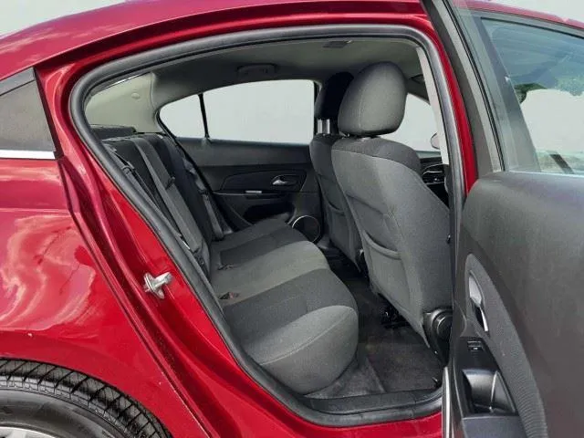 2011 Chevrolet Cruze 1LT - Photo 42