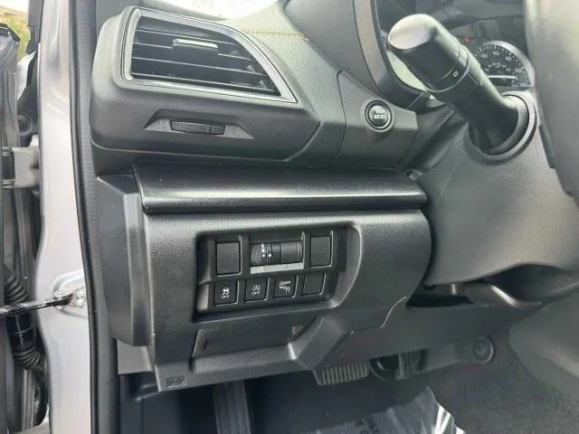 Subaru Crosstrek photo 24