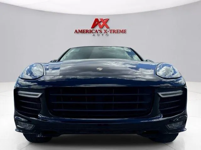 Porsche Cayenne photo 7