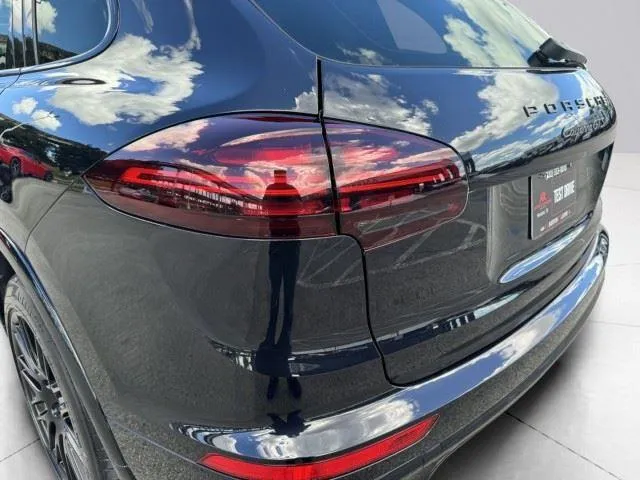 Porsche Cayenne photo 13