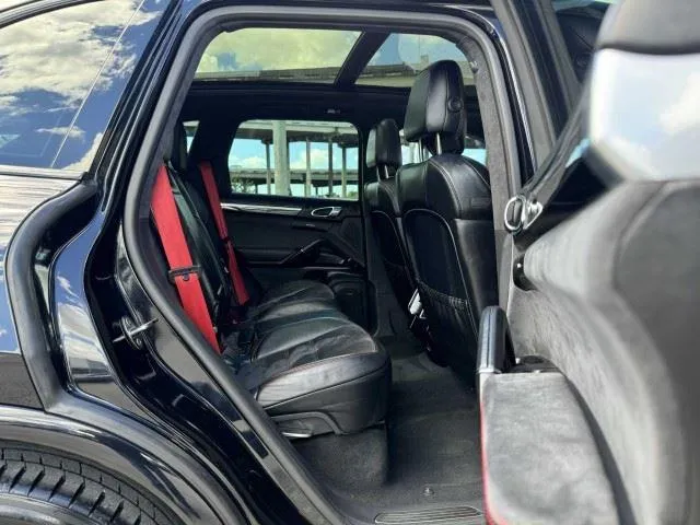 Porsche Cayenne photo 45