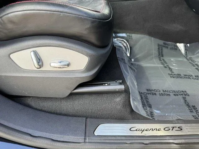 Porsche Cayenne photo 53
