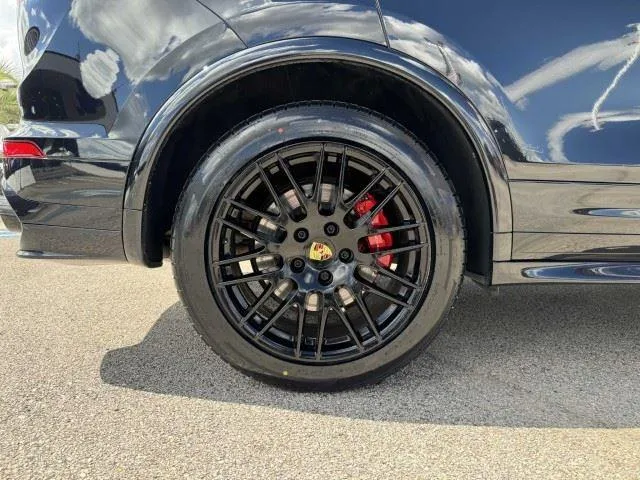 Porsche Cayenne photo 61