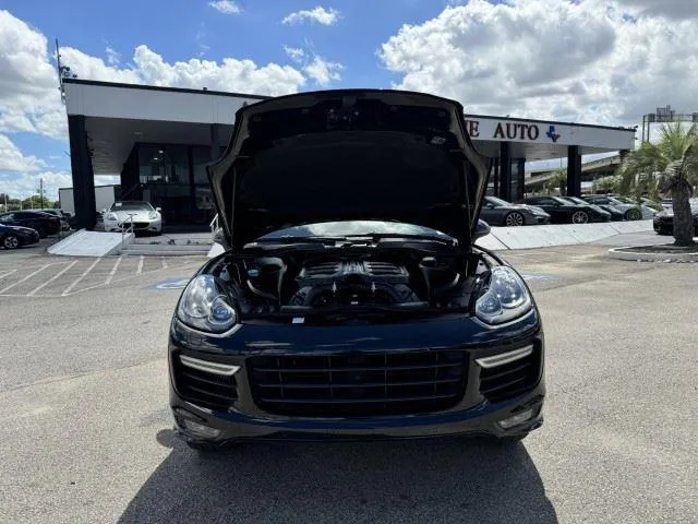 Porsche Cayenne photo 64