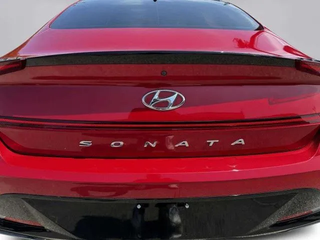 Hyundai Sonata photo 19