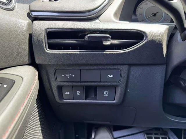 Hyundai Sonata photo 24