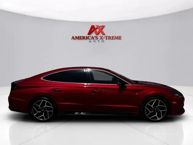 Hyundai Sonata photo 9