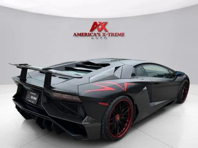 2017 Lamborghini Aventador Superveloce - Photo 6
