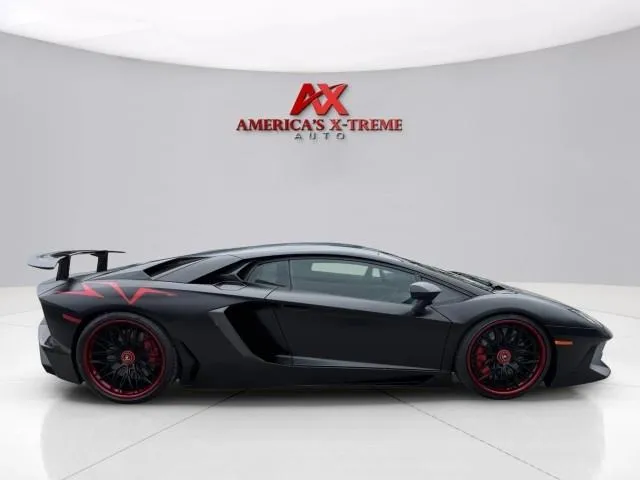 2017 Lamborghini Aventador Superveloce - Photo 7